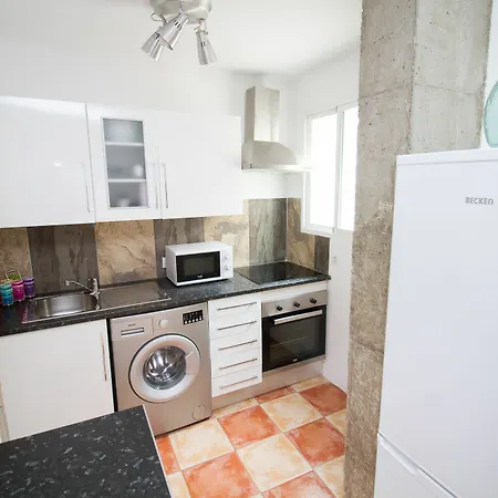 Calle Hernan Ruiz - Very Spacious *
